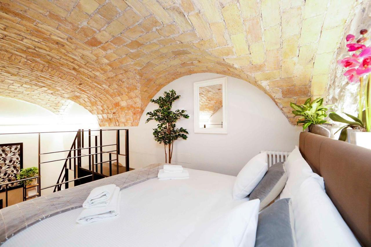 Post Industrial Loft Trastevere - Top Collection ローマ エクステリア 写真