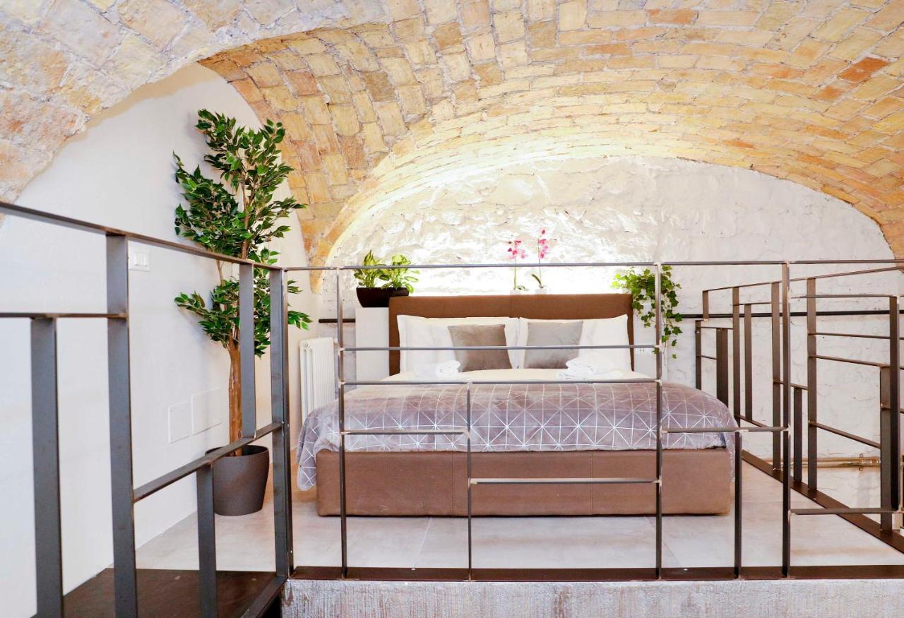 Post Industrial Loft Trastevere - Top Collection ローマ エクステリア 写真