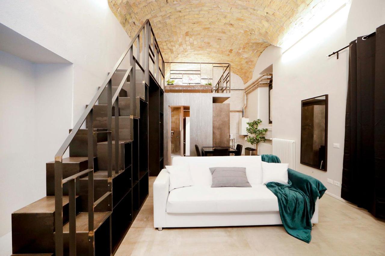 Post Industrial Loft Trastevere - Top Collection ローマ エクステリア 写真