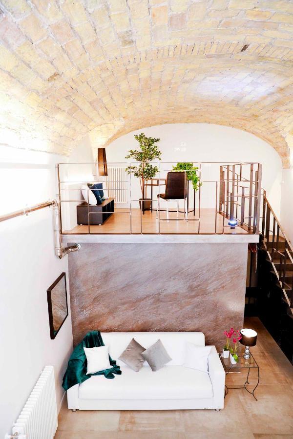 Post Industrial Loft Trastevere - Top Collection ローマ エクステリア 写真